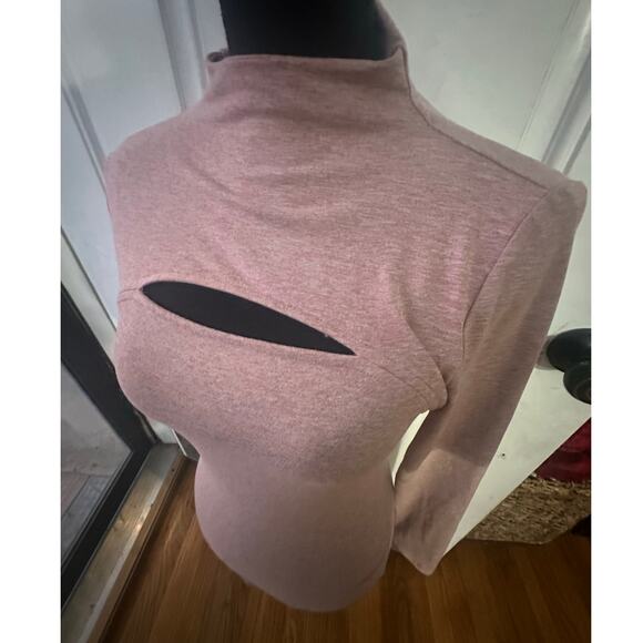 Express Body Contour Mock Neck Cut-Out Long Sleeve Bodysuit – Rose Mauve - Picture 2 of 8